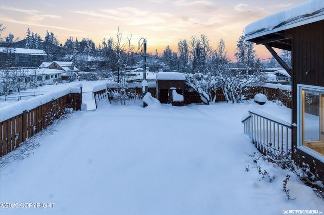 800 W 21st Avenue, Anchorage, AK 99503