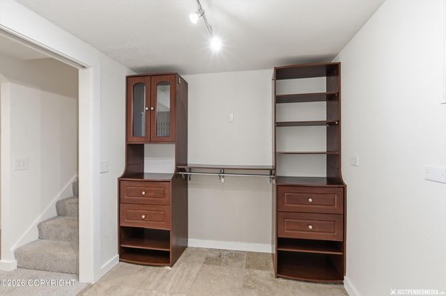 800 W 21st Avenue, Anchorage, AK 99503