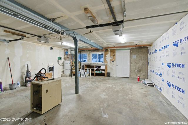 800 W 21st Avenue, Anchorage, AK 99503