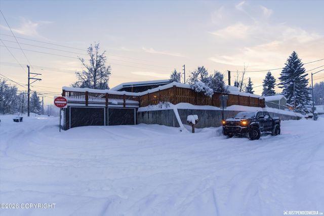 800 W 21st Avenue, Anchorage, AK 99503