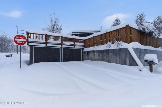 800 W 21st Avenue, Anchorage, AK 99503