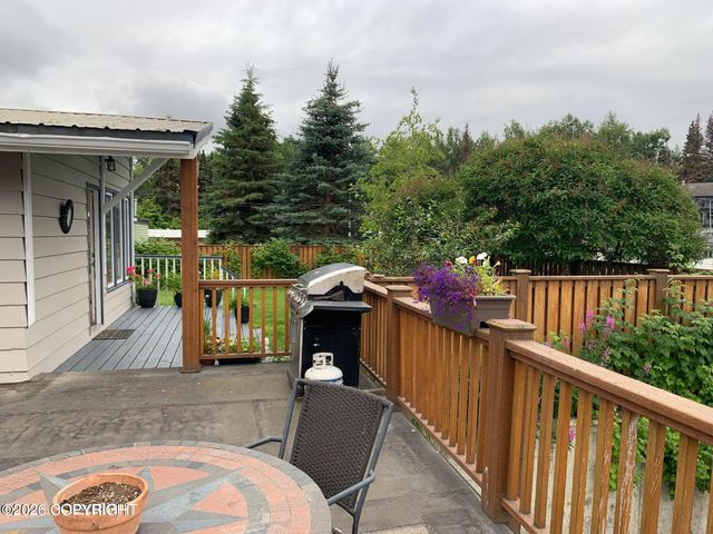 800 W 21st Avenue, Anchorage, AK 99503