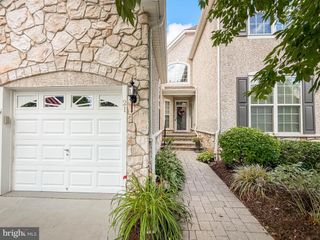 21 VAN ARTSDALEN DR, Washington Crossing, PA 18977