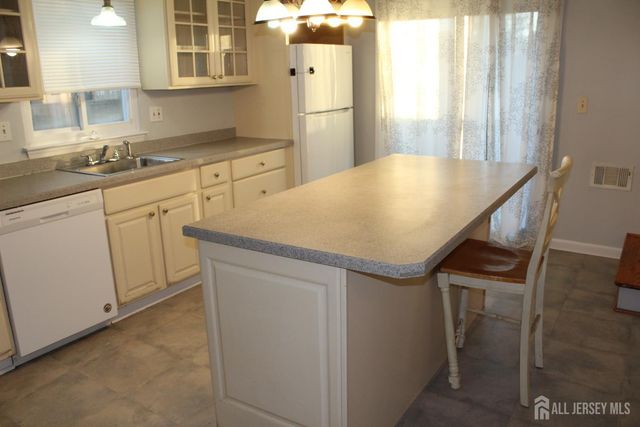 224 Westgate Drive, Edison, NJ 08820