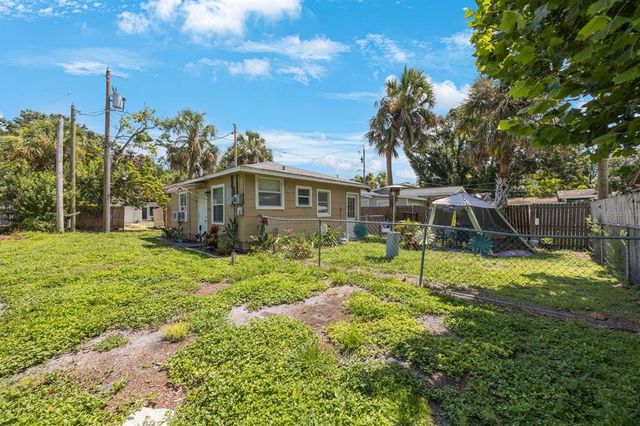 325 41ST STREET N, St Petersburg, FL 33713