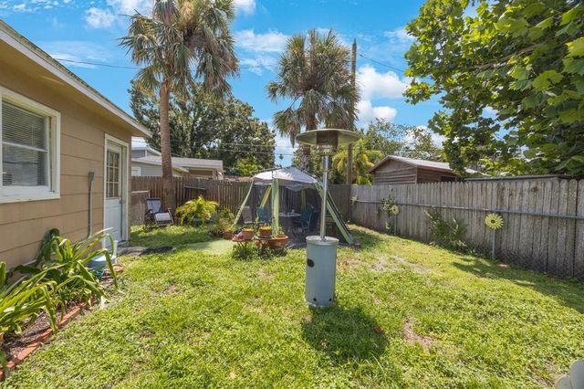 325 41ST STREET N, St Petersburg, FL 33713