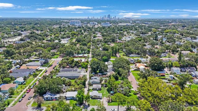 325 41ST STREET N, St Petersburg, FL 33713