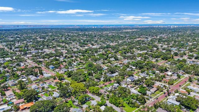 325 41ST STREET N, St Petersburg, FL 33713