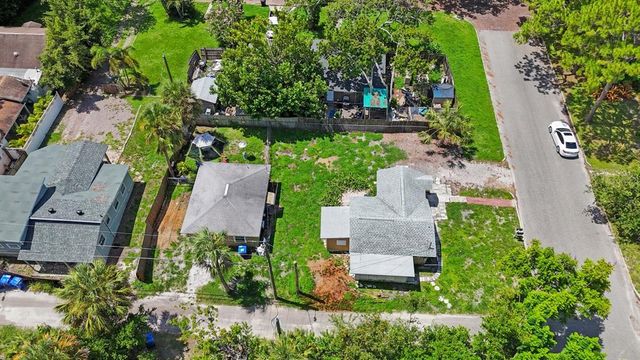 325 41ST STREET N, St Petersburg, FL 33713
