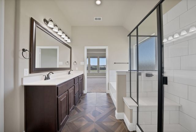 12713 Panther Creek Drive, Godley, TX 76044