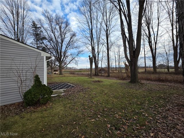 34577 W Point Drive, North Ridgeville, OH 44039