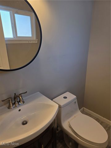 34577 W Point Drive, North Ridgeville, OH 44039