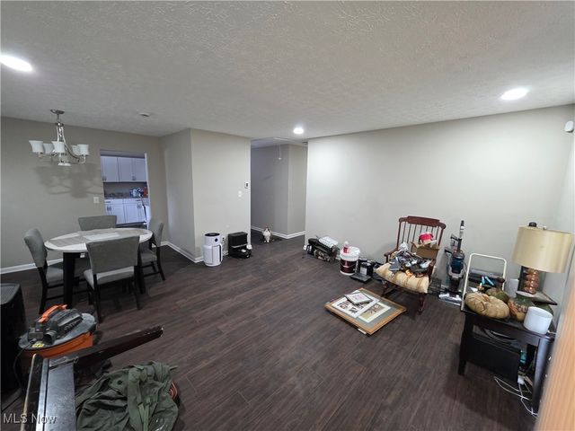 34577 W Point Drive, North Ridgeville, OH 44039