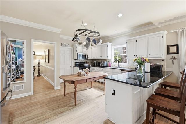 330 Hughes Branch Close, Alpharetta, GA 30004