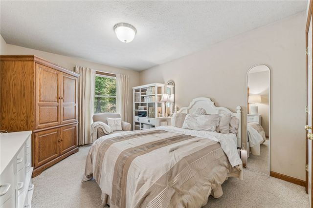 1015 1ST ST. EXT, Level Green, PA 15085