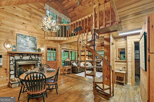 415 Walnut Mountain Road, Ellijay, GA 30536