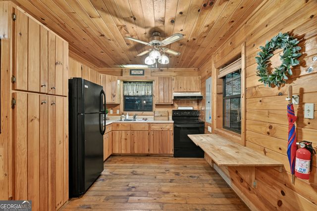 415 Walnut Mountain Road, Ellijay, GA 30536