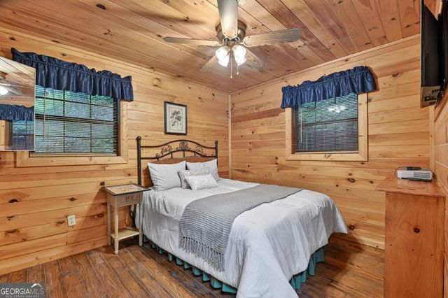 415 Walnut Mountain Road, Ellijay, GA 30536