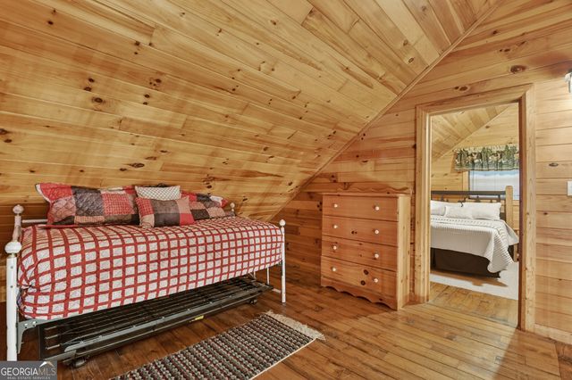 415 Walnut Mountain Road, Ellijay, GA 30536