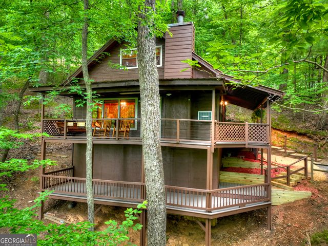415 Walnut Mountain Road, Ellijay, GA 30536