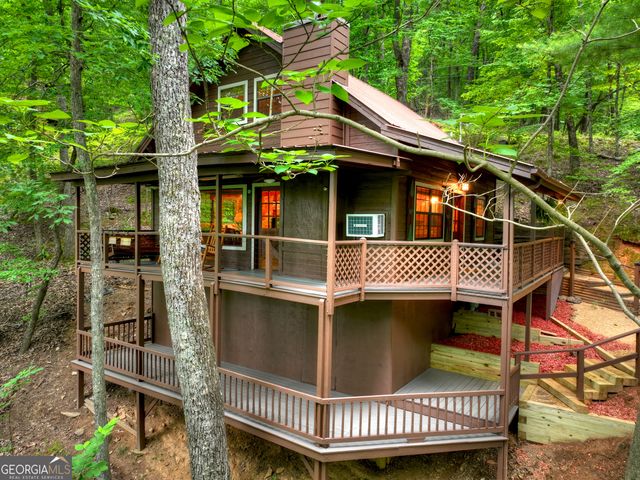 415 Walnut Mountain Road, Ellijay, GA 30536