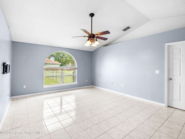 1034 Webster Road SE, Palm Bay, FL 32909