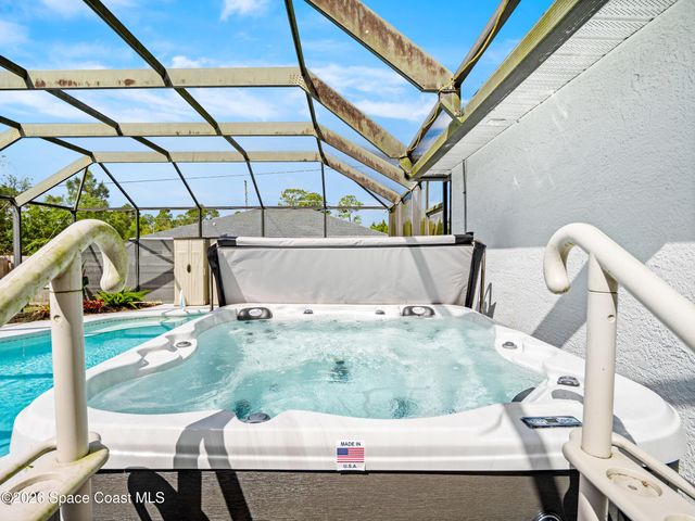 1034 Webster Road SE, Palm Bay, FL 32909