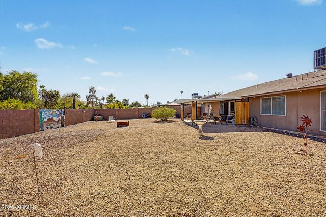 13015 W WHISPERING OAKS Drive, Sun City West, AZ 85375