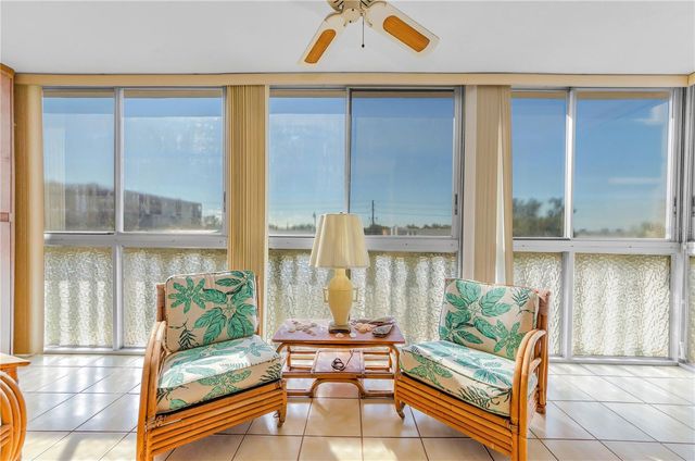 131 BLUFF VIEW DRIVE 308, Belleair Bluffs, FL 33770