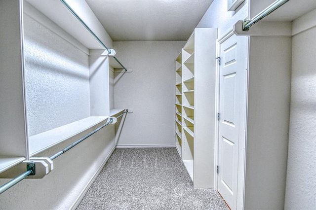 1105 Golden Leaf Drive, Moore, OK 73160