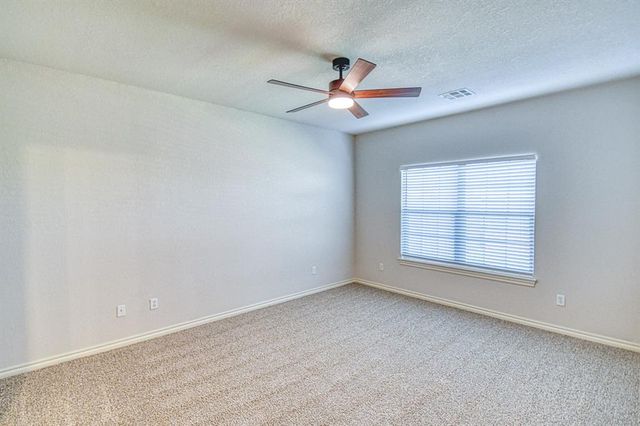 1105 Golden Leaf Drive, Moore, OK 73160