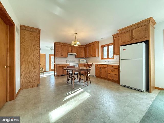 2140 BEAVER DAM RD, Honey Brook, PA 19344