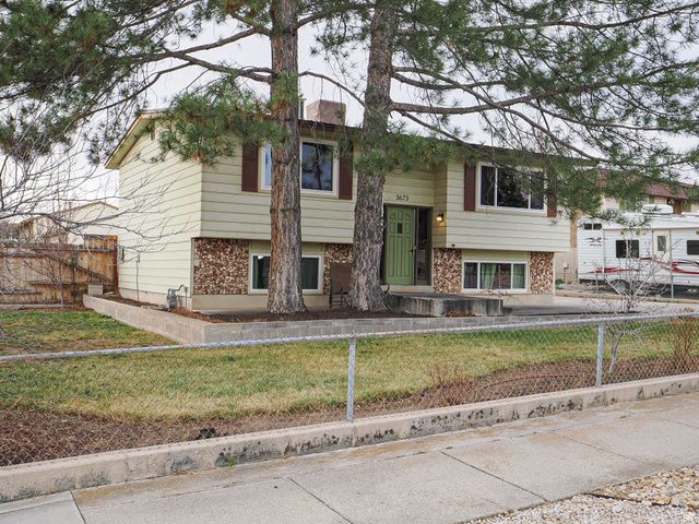 3673 W DECATUR CIR, West Jordan, UT 84084