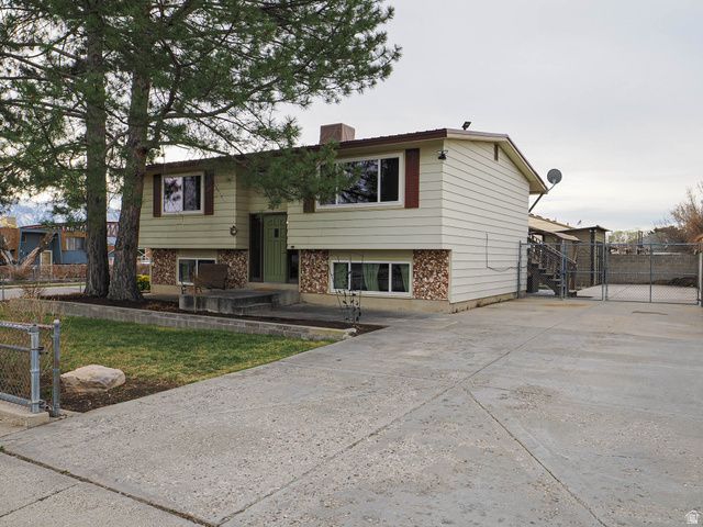 3673 W DECATUR CIR, West Jordan, UT 84084