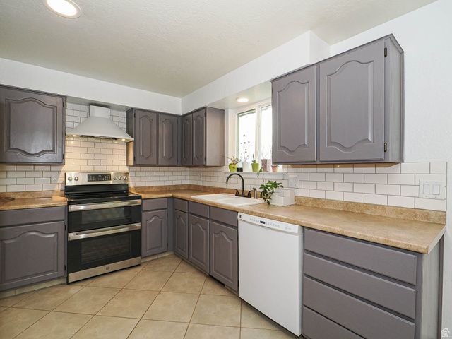 3673 W DECATUR CIR, West Jordan, UT 84084