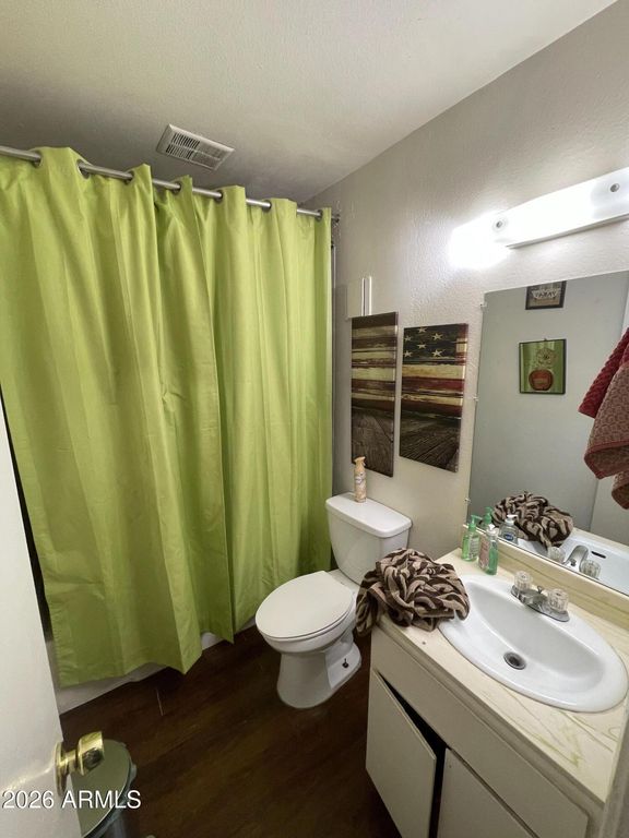 Image 11 of property listing at 4421 N 53RD Lane, Phoenix, AZ 85031