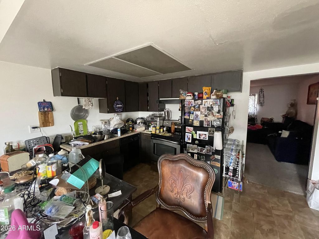Image 13 of property listing at 4421 N 53RD Lane, Phoenix, AZ 85031