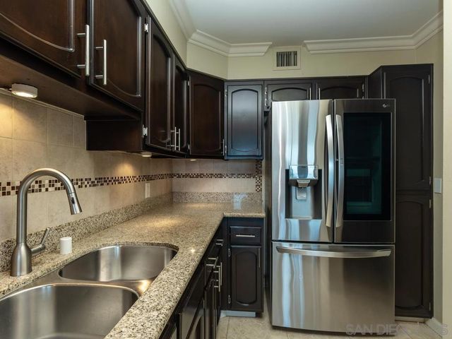 1820 Avenida del Mundo 706, Coronado, CA 92118