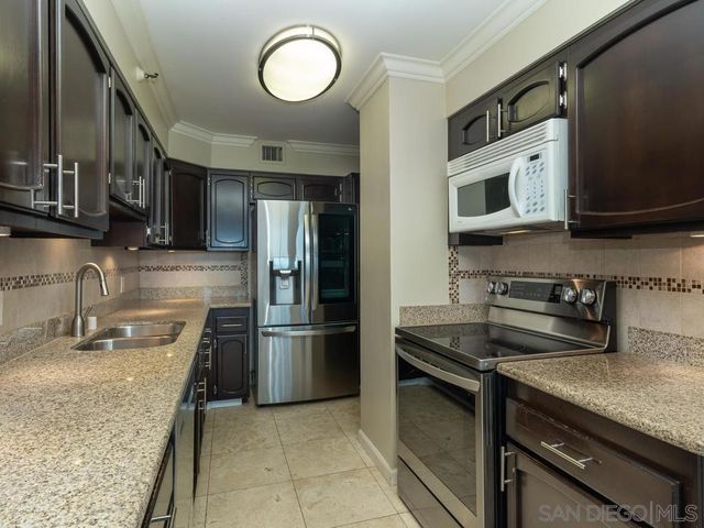 1820 Avenida del Mundo 706, Coronado, CA 92118