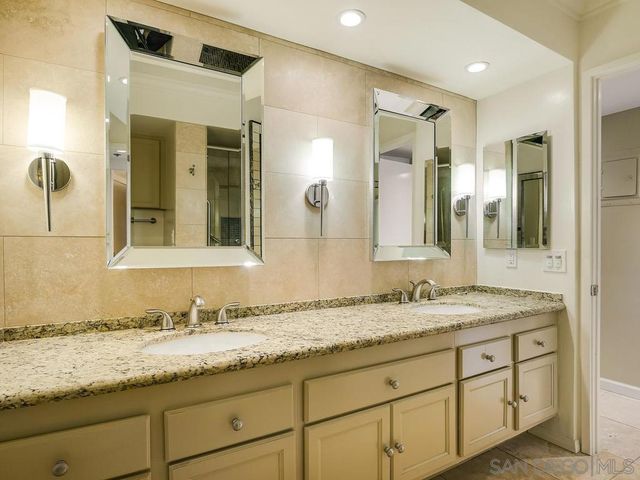 1820 Avenida del Mundo 706, Coronado, CA 92118