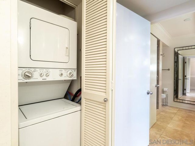 1820 Avenida del Mundo 706, Coronado, CA 92118