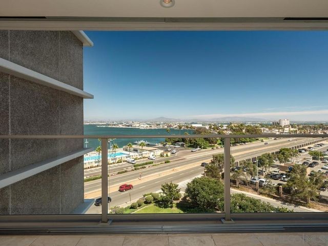 1820 Avenida del Mundo 706, Coronado, CA 92118