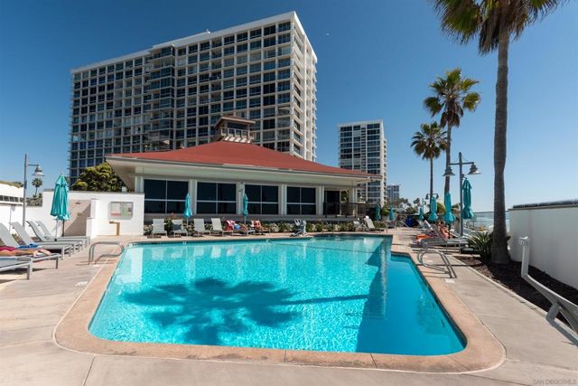 1820 Avenida del Mundo 706, Coronado, CA 92118