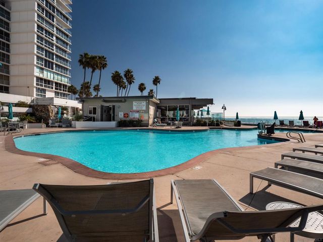 1820 Avenida del Mundo 706, Coronado, CA 92118