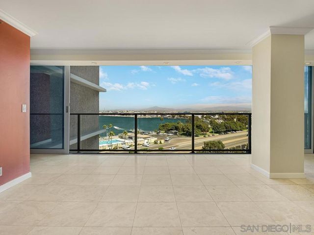 1820 Avenida del Mundo 706, Coronado, CA 92118