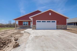 2210 S 19th STREET, Manitowoc, WI 54220