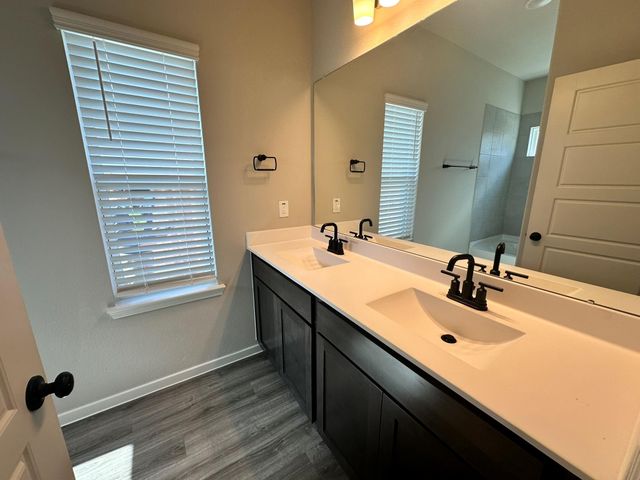 13322 Padre Bay Lane, Iowa Colony, TX 77583