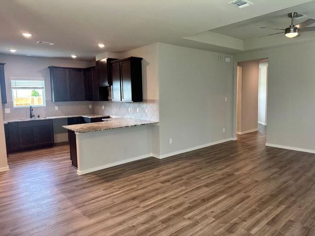 13322 Padre Bay Lane, Iowa Colony, TX 77583
