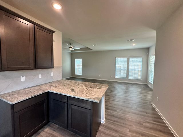 13322 Padre Bay Lane, Iowa Colony, TX 77583