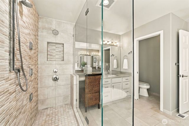 4407 Country Club Drive NE, Tacoma, WA 98422